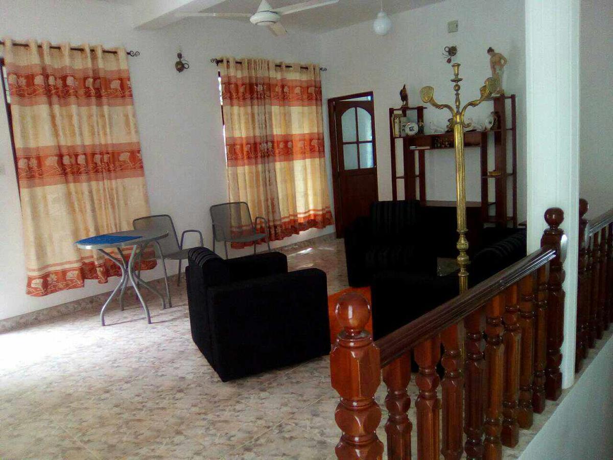 Miracle Villa Канди Екстериор снимка