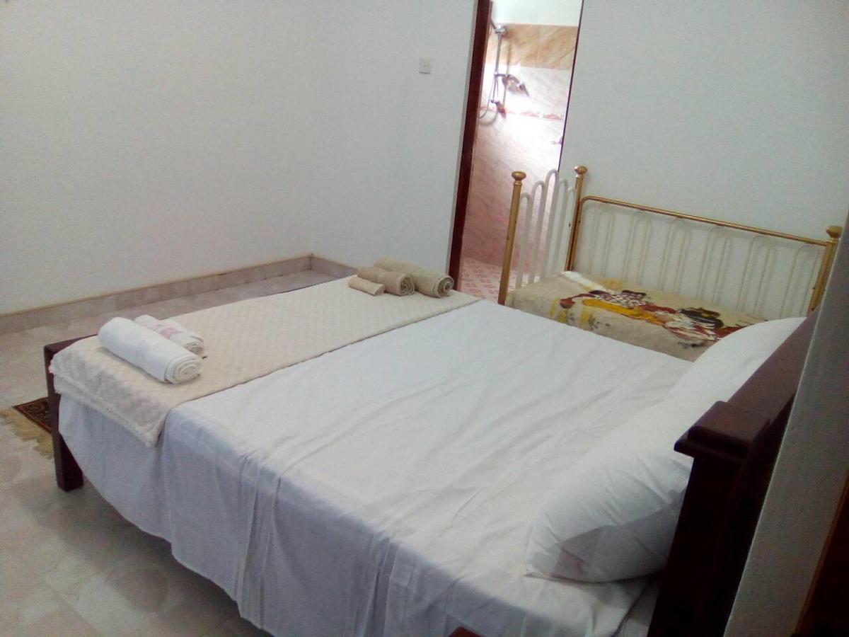 Miracle Villa Канди Екстериор снимка